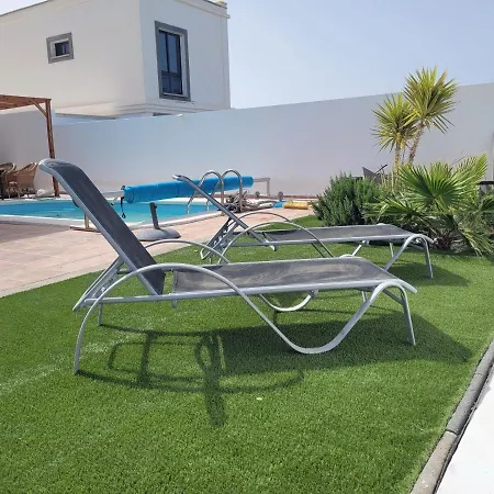 Apartamento Martha Anexo Con Piscina Y Jardin *