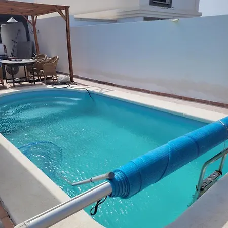 Apartamento Martha Anexo Con Piscina Y Jardin بلايا بلانكا