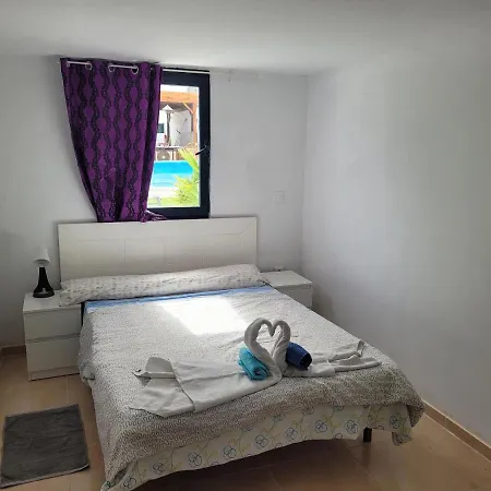 Apartamento Martha Anexo Con Piscina Y Jardin 公寓 *